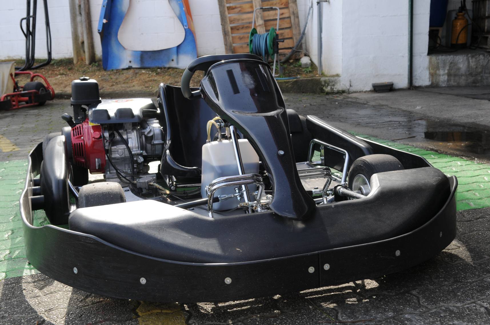 PMH Racing8