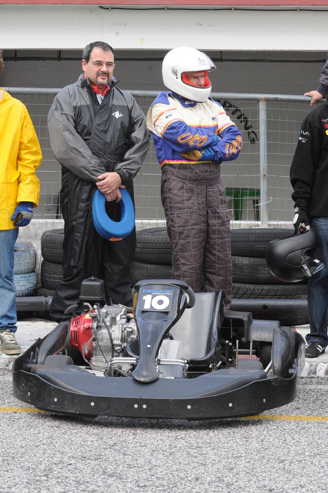PMH Racing28