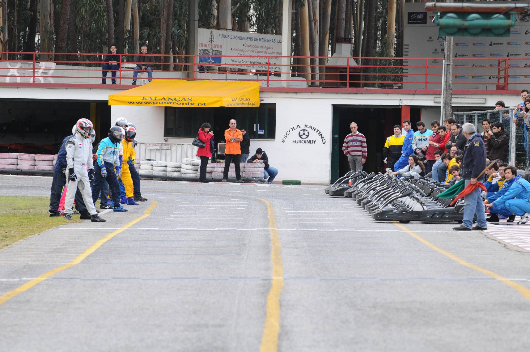 PMH Racing41