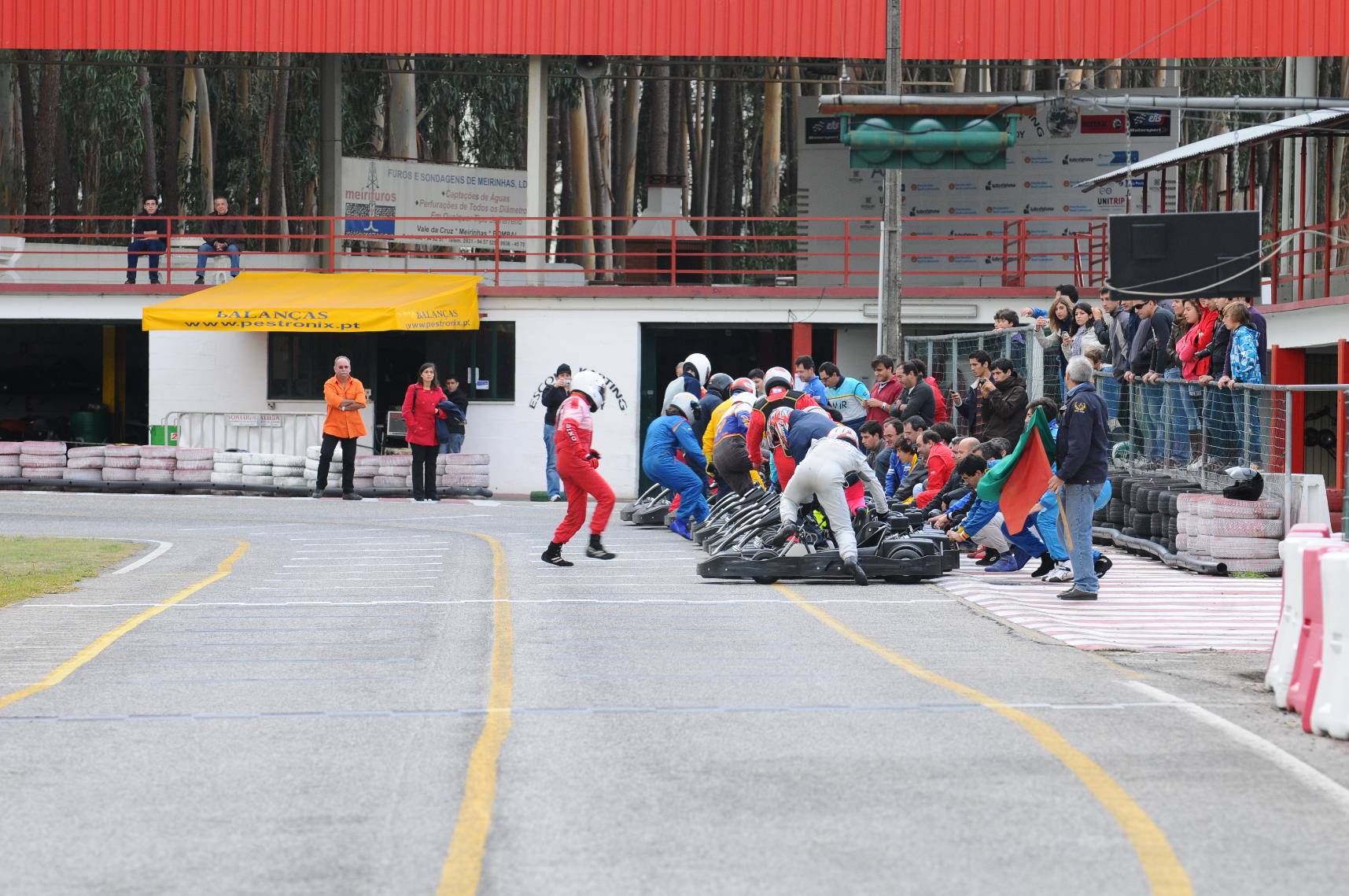 PMH Racing56