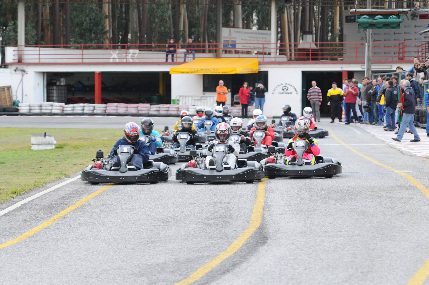 PMH Racing85