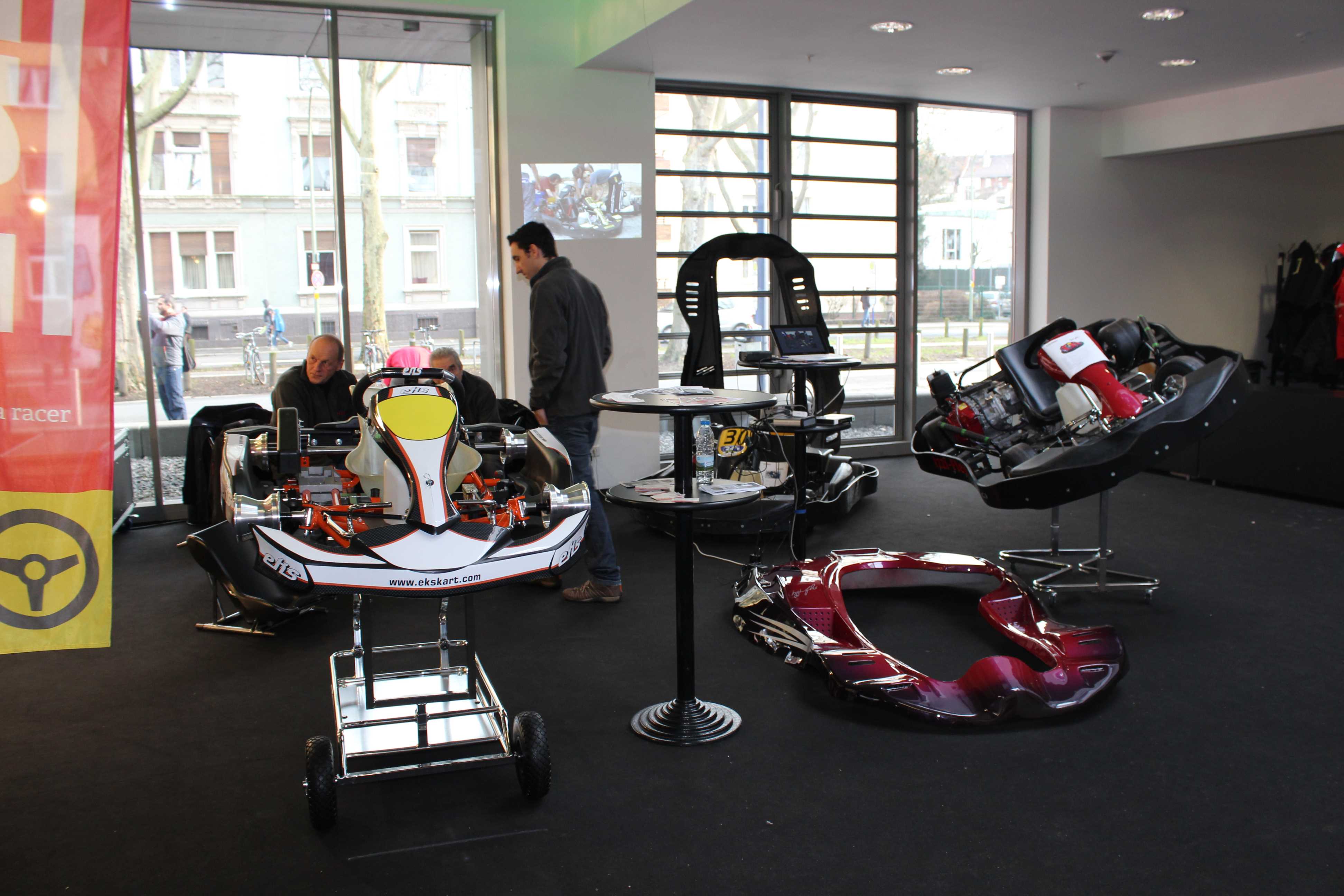 IZZI-FLEX Apresentação na Feira Internacional do Karting Alemanha1