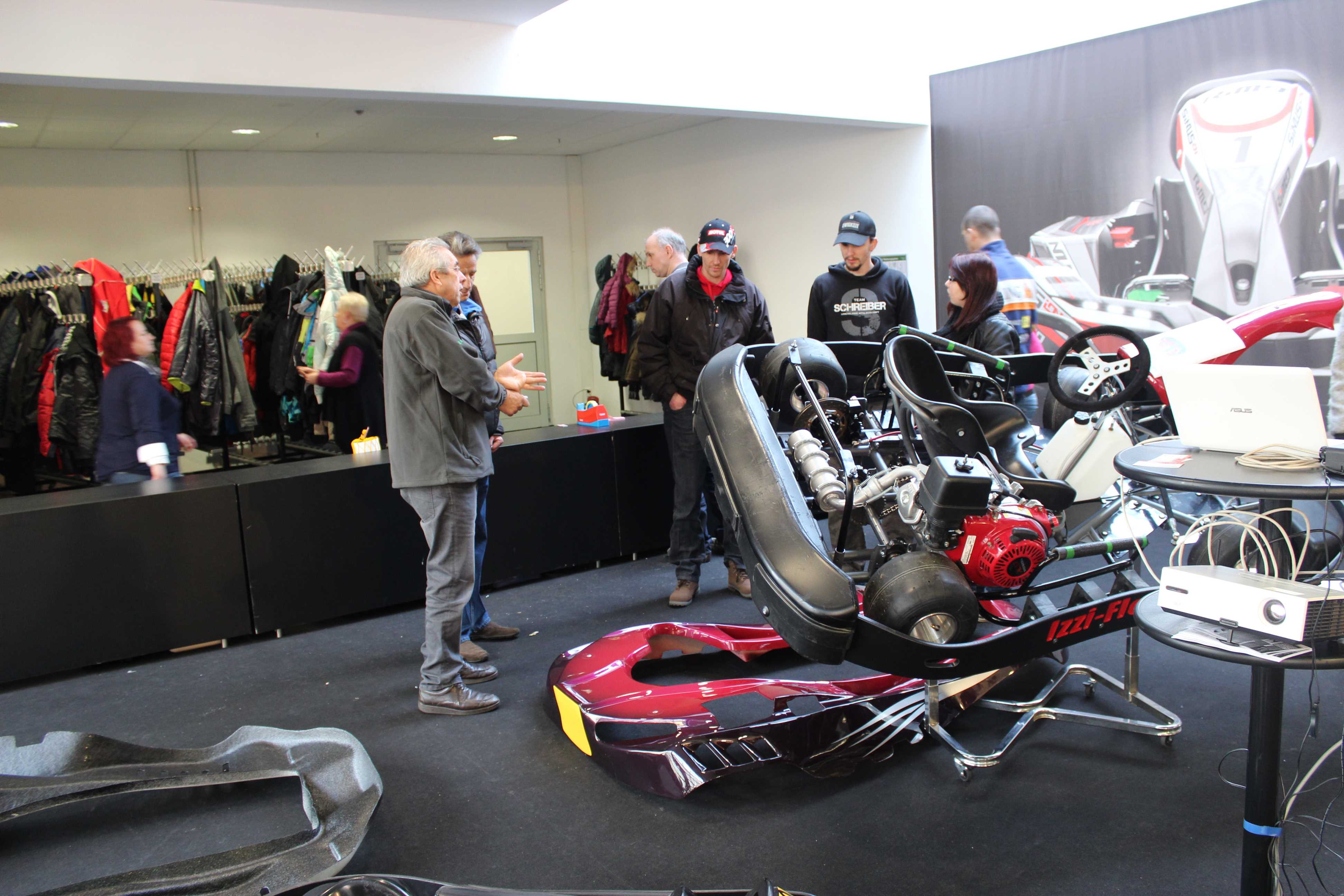 IZZI-FLEX Apresentação na Feira Internacional do Karting Alemanha17