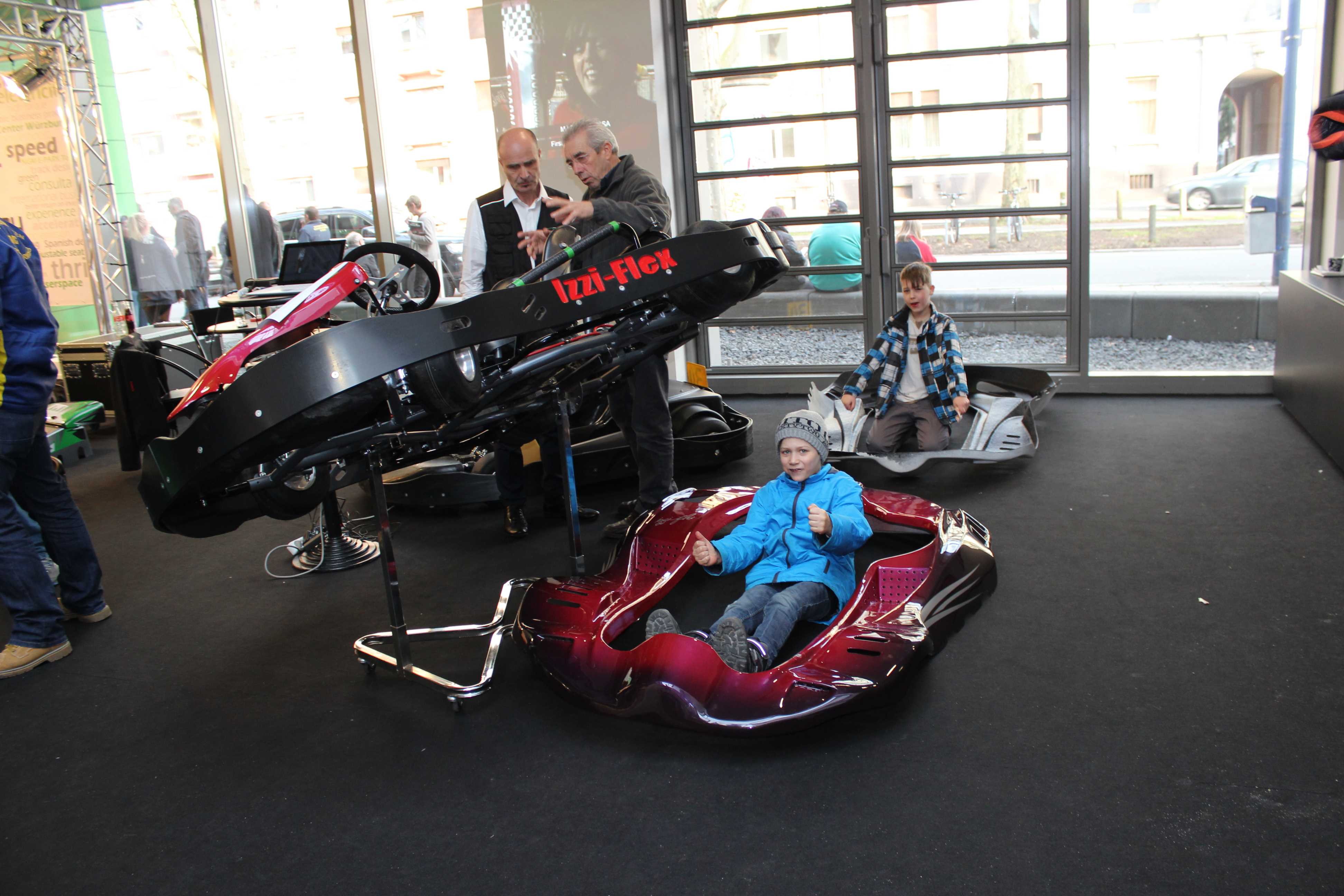 IZZI-FLEX Apresentação na Feira Internacional do Karting Alemanha23