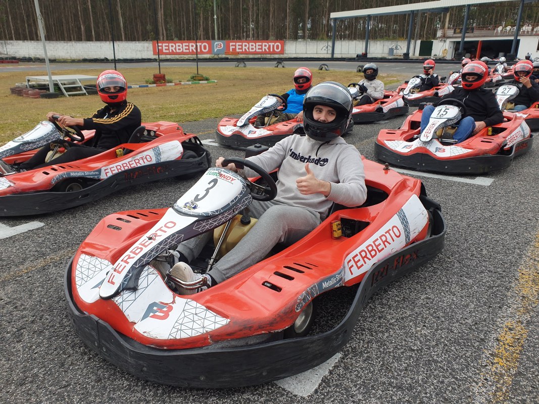 Associação Recreativa Pinheiros15