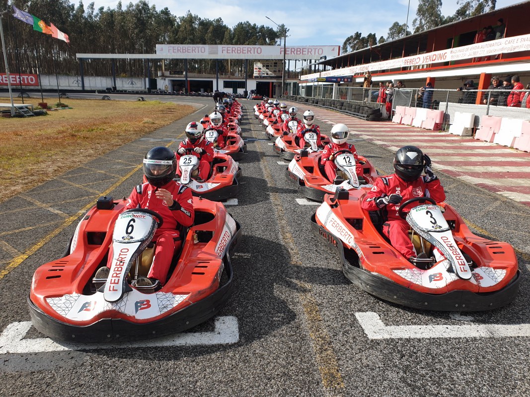 Grupo Desportivo Fidelidade18