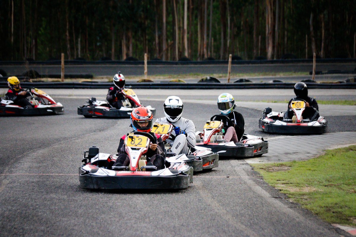 Academia Kart CUP75