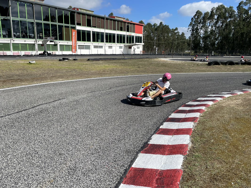 CARACOL RACE4