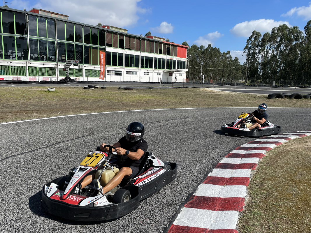 CARACOL RACE8