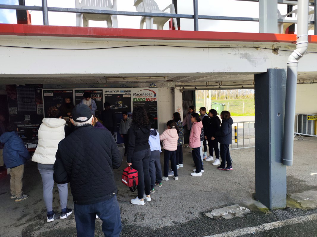 Leiria International School81